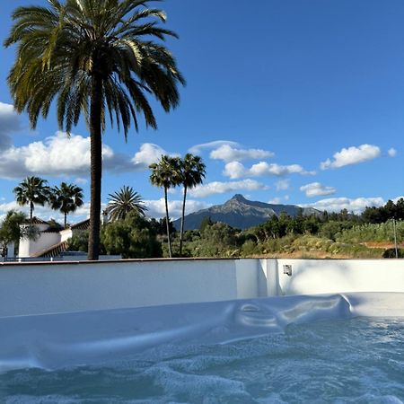 Puerto Banus Jacuzzi Close To Breath And Marbella Arena マルベーリャ エクステリア 写真