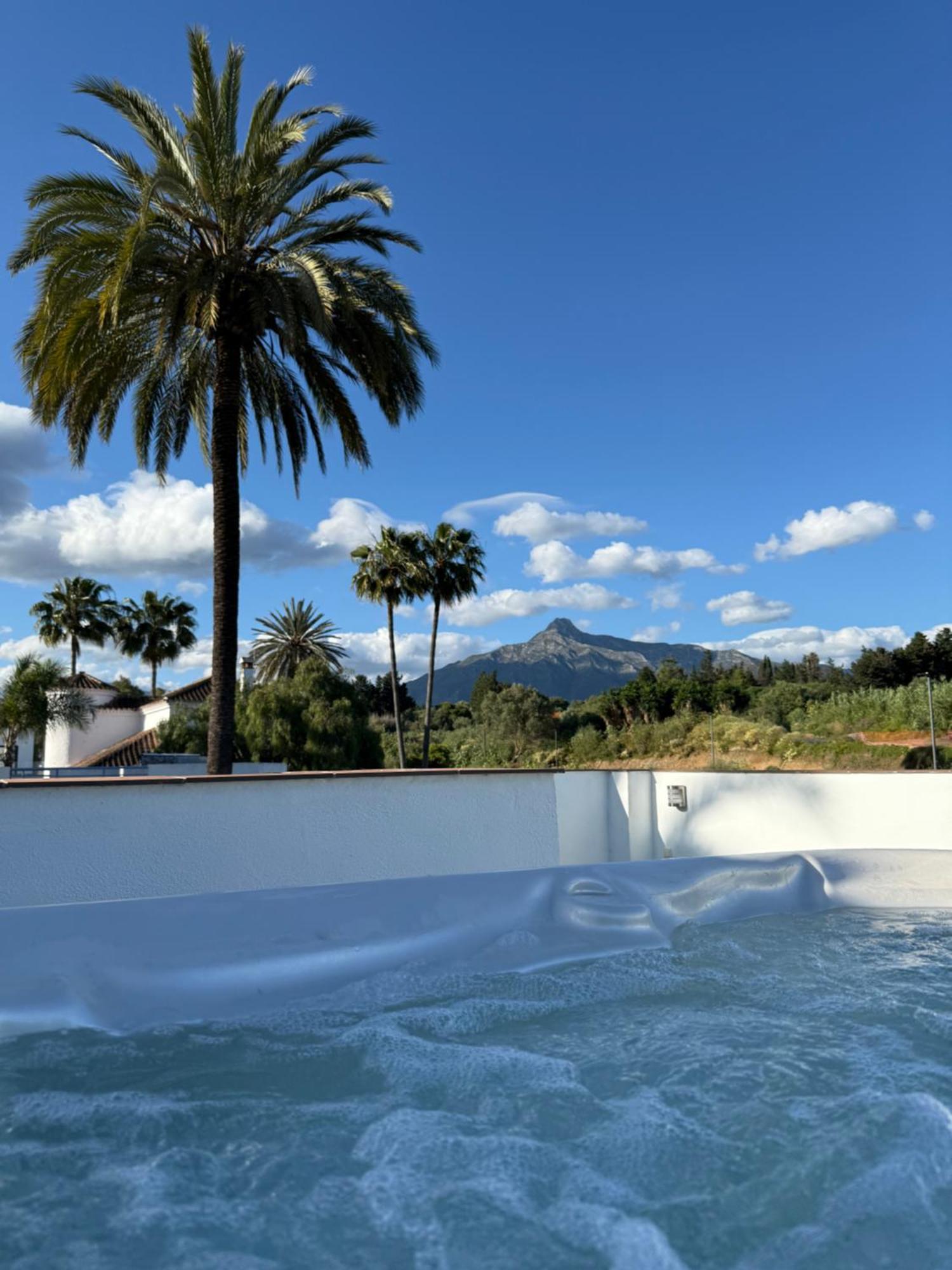 Puerto Banus Jacuzzi Close To Breath And Marbella Arena マルベーリャ エクステリア 写真